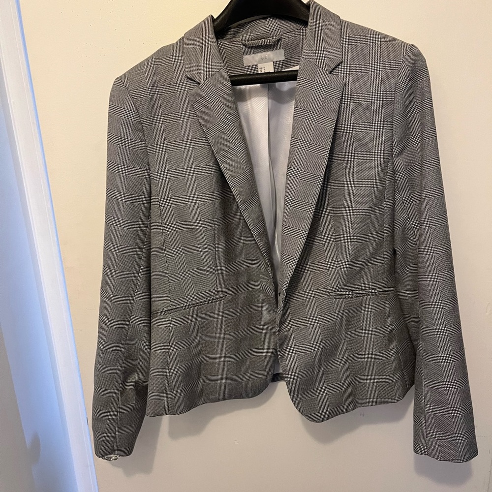 Ladies suit jacket/ blazer